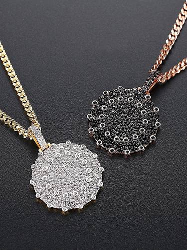 Collier délicat rond en laiton et zircon cubique