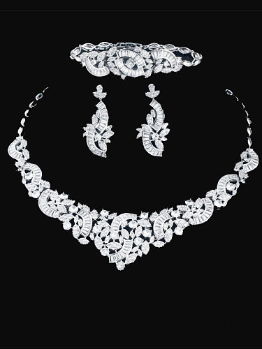 Messing Zirkonia Luxus Blume Ring Ohrring Armreif und Halskette Set