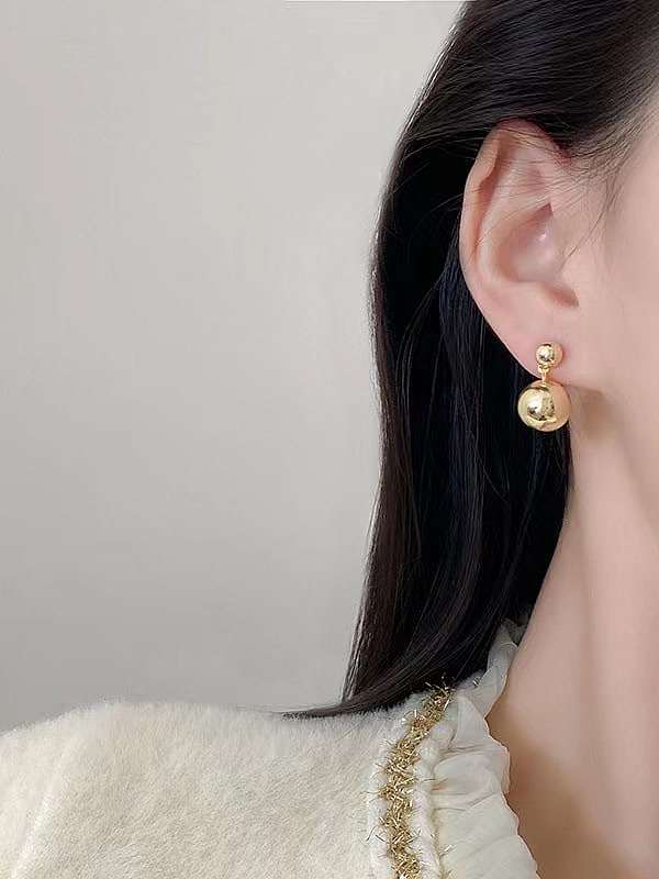 Brass Geometric Trend Stud Earring