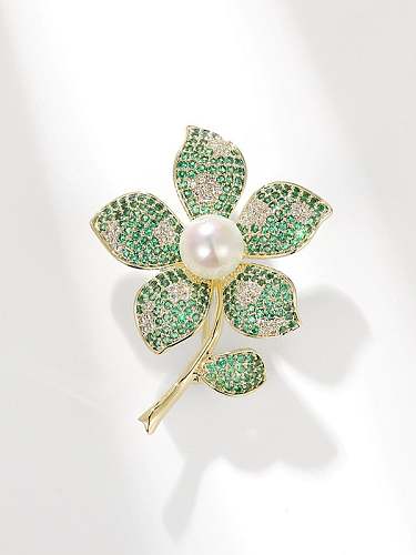 Broche Dainty Fleur en Laiton Cubic Zirconia