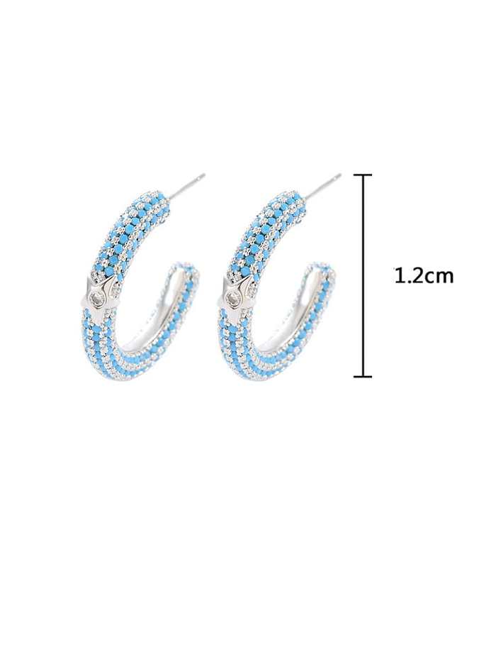 Boucles d'oreilles créoles tendance géométrique en laiton et oxyde de zirconium