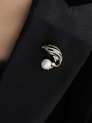 Brass Imitation Pearl Swan Vintage Brooch