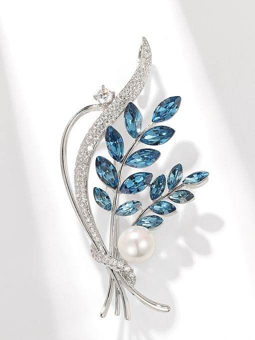 Broche delicado de flor azul pérola de água doce de latão