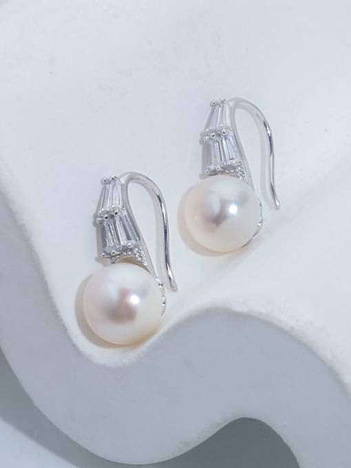 Pendiente de gancho minimalista geométrico de perlas de agua dulce de plata de ley 925