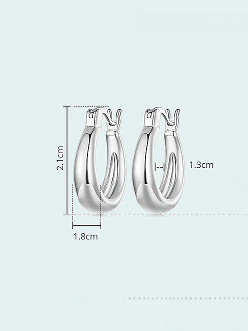 Geometrischer minimalistischer Huggie-Ohrring aus Messing