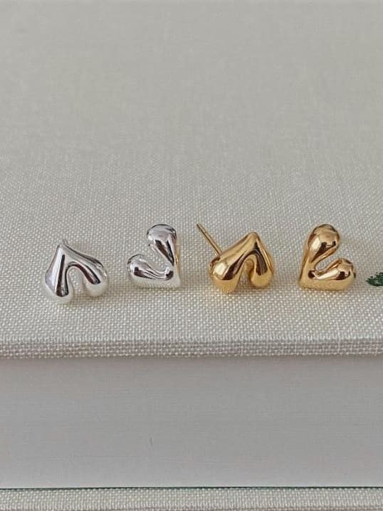 925 Sterling Silver Heart Minimalist Stud Earring