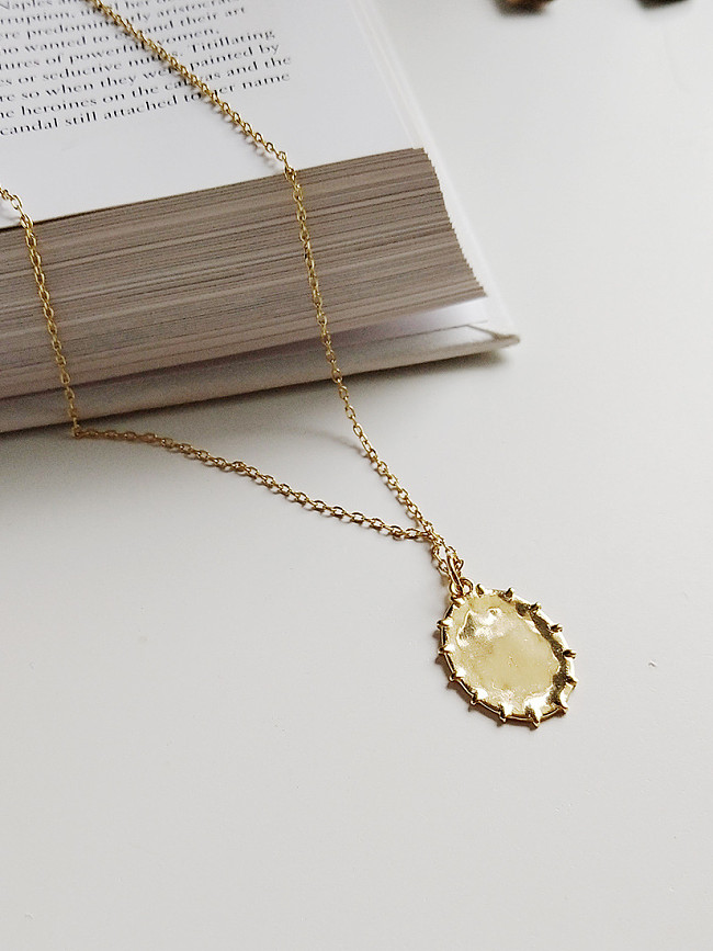 Sterling silver gold oval toothed necklace
