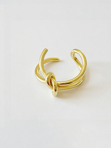 Minimalistischer stapelbarer Ring aus 925er Sterlingsilber mit geometrischem Knoten