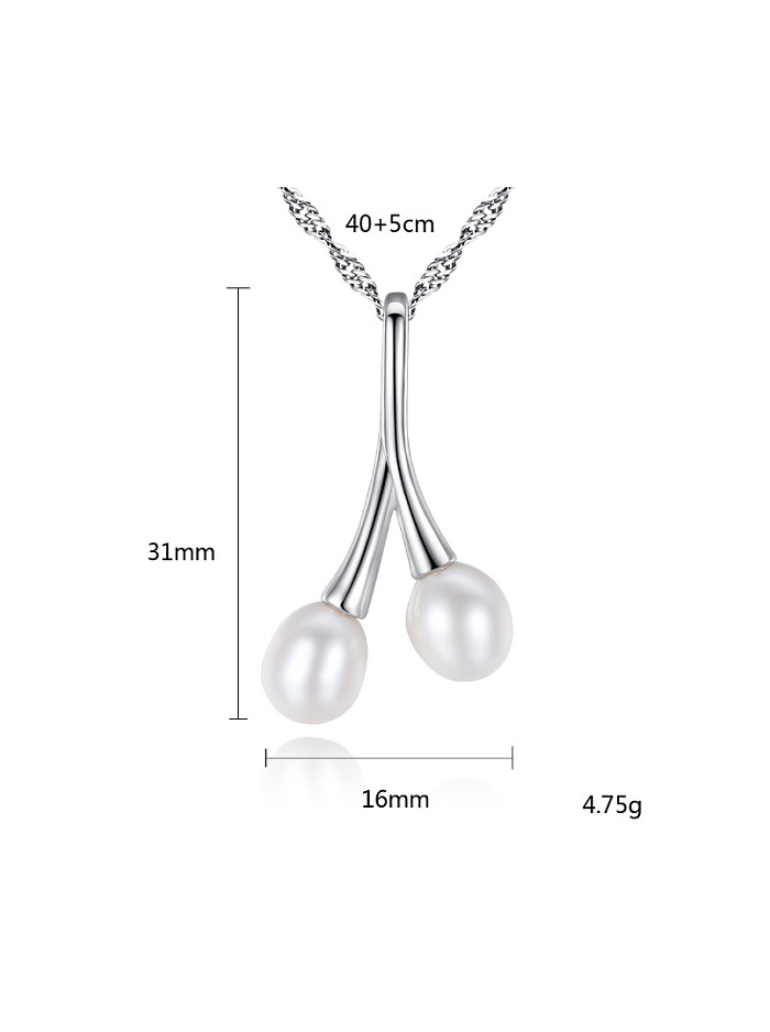 Collier de style design minimaliste en perles naturelles en argent pur