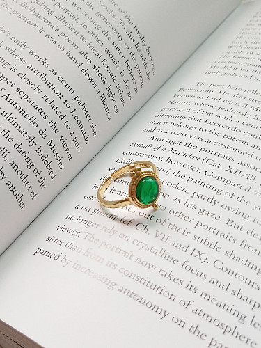 خاتم من الفضة الإسترليني والأخضر وشبه الكريمة بحجم مجاني