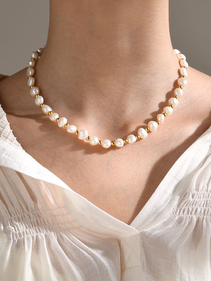 Collier minimaliste irrégulier de perles d'eau douce en acier inoxydable