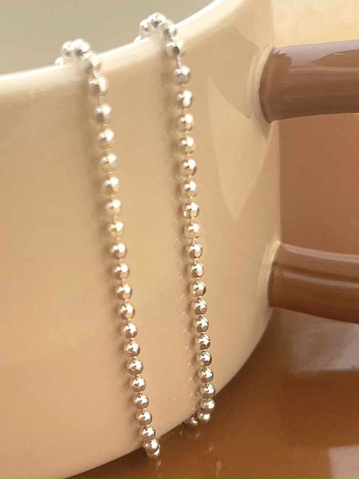 Minimalistische Halskette aus 925er Sterlingsilber mit runden Perlen