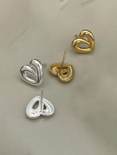 925 Sterling Silver Heart Minimalist Stud Earring