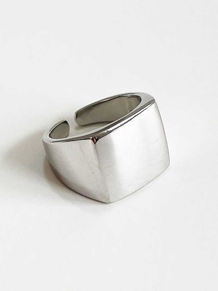 Bague minimaliste carrée en argent sterling 925