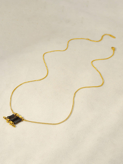 Quadratische Vintage-Halskette mit Muschel aus Titanstahl
