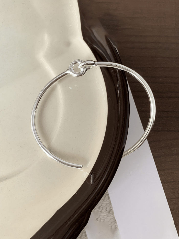 Pulseira de punho minimalista em prata esterlina 925 com zircônia cúbica geométrica