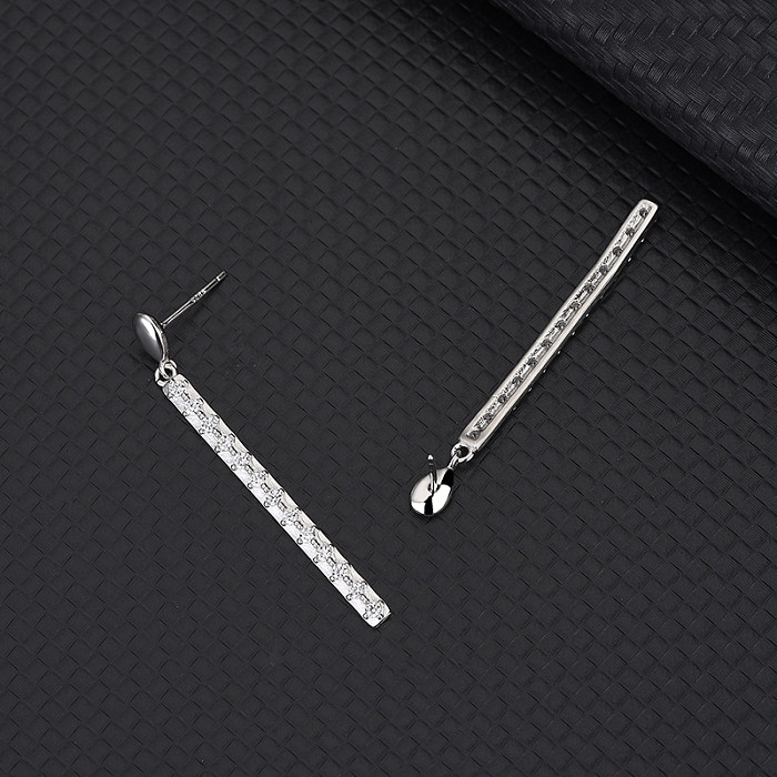 Cubic Zirconia Line Stud Earring