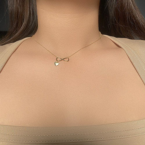 Collar infinito con forma de corazón de plata de ley