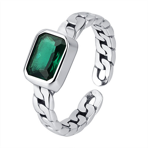 Verdrehte offene Vintage-Ringe mit Smaragd-Zirkonia