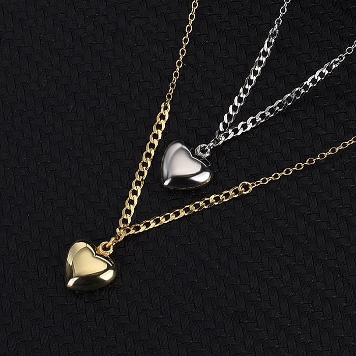 Collier chaîne avec pendentif cœur