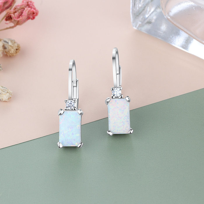 Rechteckiger Opal-Ohrring mit Hebelverschluss