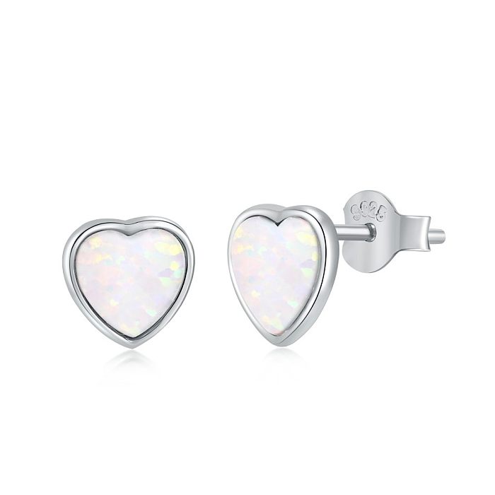 Boucle d'oreille coeur opale