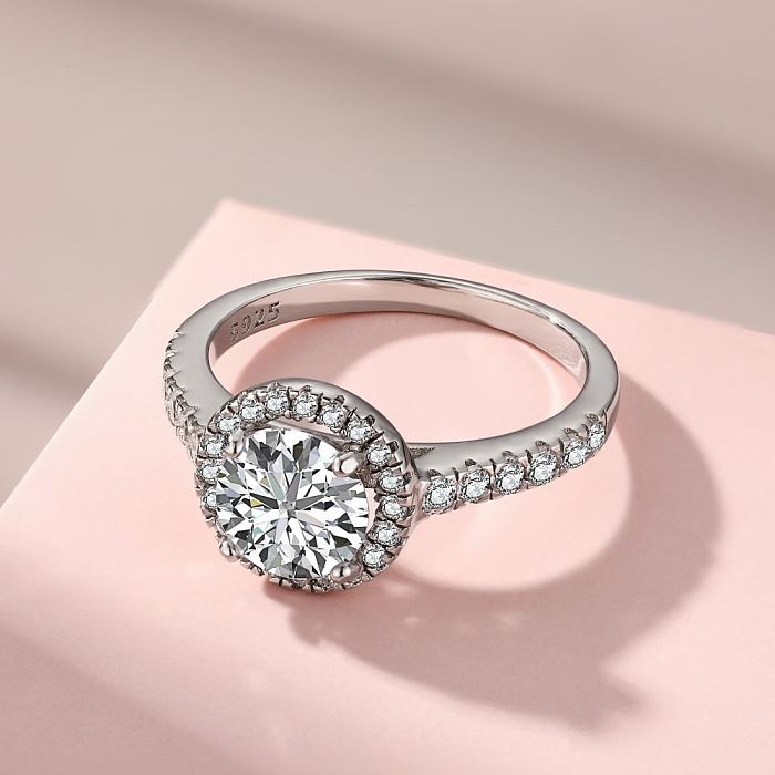 Luxury Round Zirconia Wedding Solitaire Ring