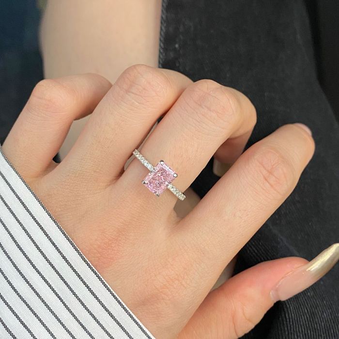 A Princess Cut Rectangle Decor Zirconia Solitaire Ring