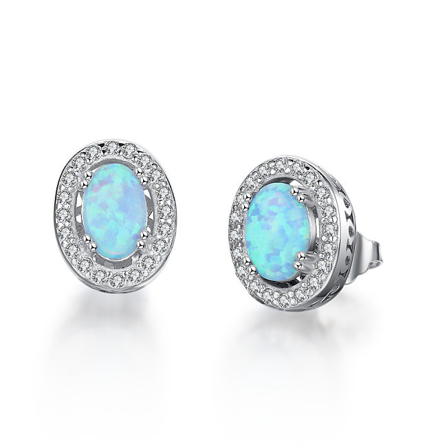 Boucle d'oreille vintage ovale en opale bleue