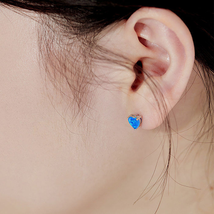 Boucle d'oreille coeur opale