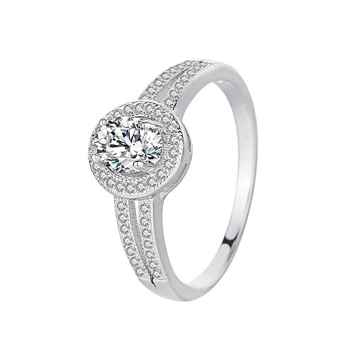 Bague solitaire en argent et zircone cubique