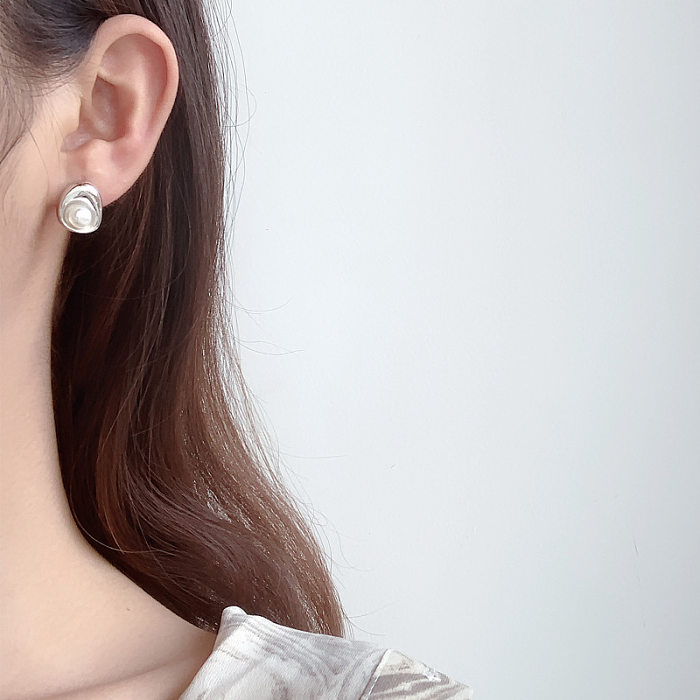Geometric Pearl Stud Earring