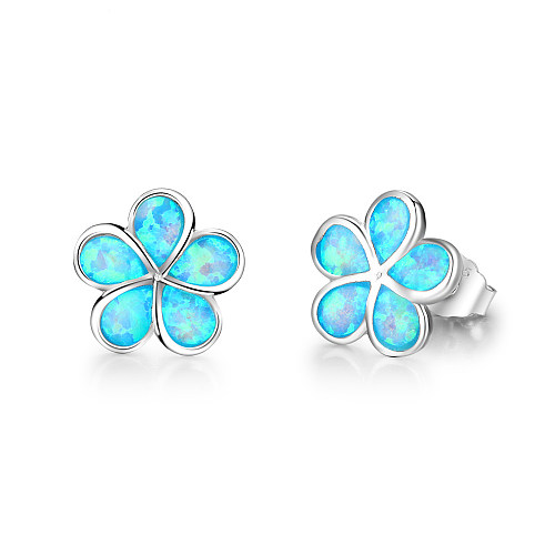 Boucle d'oreille à tige en opale bleue Bloom