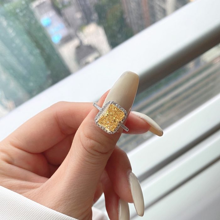 Crushed Ice Lab Cocktail Zirconia Solitaire Ring