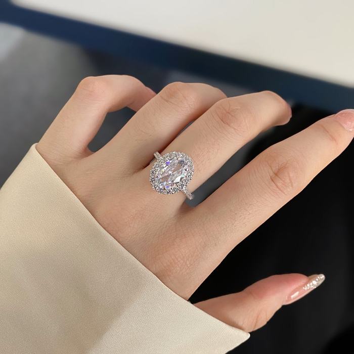 Bague solitaire en diamant et zircone à haute teneur en carbone