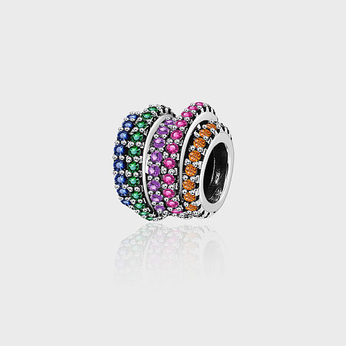 Charms de cercles de zircone arc-en-ciel