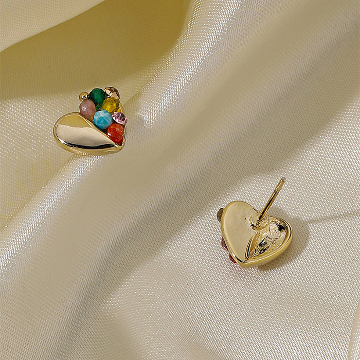 1 Paar Vintage-Stil, schlichter Stil, römischer Stil, Herzform, mit Inlay aus Kupfer, künstlicher Kristall, 18 Karat vergoldete Ohrstecker