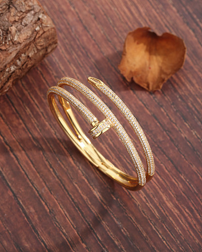 Luxurious Modern Style Shiny Solid Color Copper Plating Inlay Zircon 18K Gold Plated Bangle