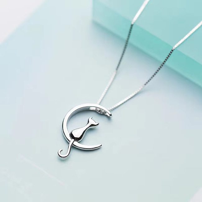 Simple Cat Moon Pendant Clavicle Chain Fashion Necklace