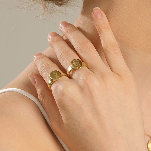 خاتم أنيق مطلي بزهرة الشمس مصنوع من الذهب الحقيقي بيضاوي الشكل ولا يبهت مصنوع من التيتانيوم الصلب