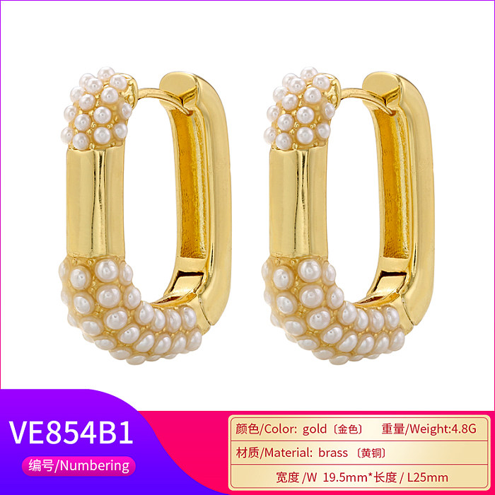 1 par de elegantes pendientes chapados en oro de 18 quilates con incrustaciones de perlas artificiales de cobre