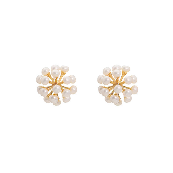 1 Pair Simple Style Classic Style Flower Inlay Copper Freshwater Pearl Ear Studs
