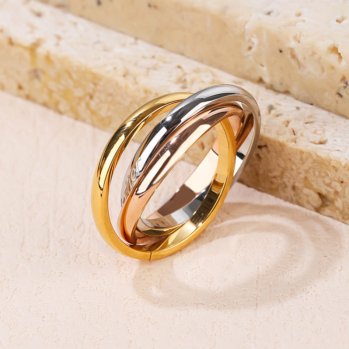 Vente en gros anneaux en acier titane cercle de style simple
