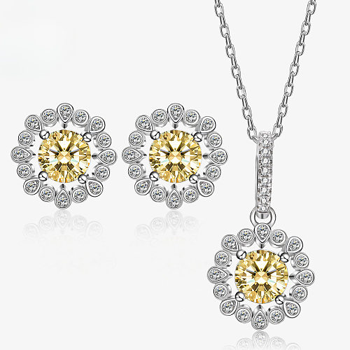 Ensemble de bijoux élégant avec boucles d'oreilles et collier en diamant à haute teneur en carbone avec incrustation de placage de cuivre et de fleurs