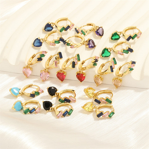 1 Paar luxuriöse, glänzende Pentagramm-Herzform-Ohrringe mit Kupfer-Zirkon-Intarsien und 18-Karat-Vergoldung
