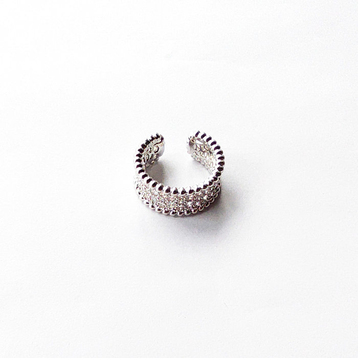 Modischer offener Ring mit geometrischem Kupfer-Inlay und Zirkon