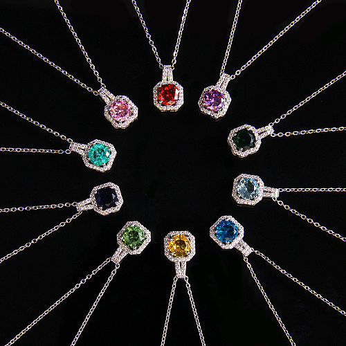 Halskette mit Polygon-Kupfer-Inlay-Zirkon-Anhänger im IG-Stil