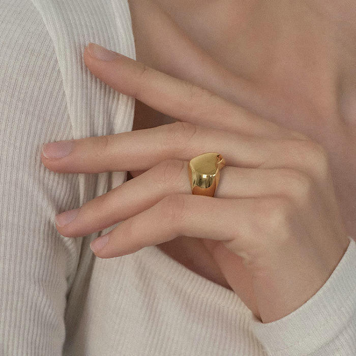 Retro Stainless Steel Love Heart-Shaped Ring