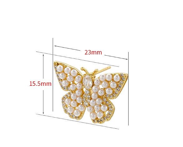 1 paire de clous d'oreilles élégants en cuivre plaqué papillon, incrustation de perles en Zircon plaqué or 18 carats