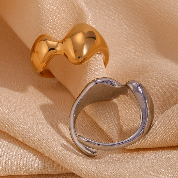 Neuartiger, schlichter, geometrischer, offener Ring aus Edelstahl mit 18-Karat-Vergoldung